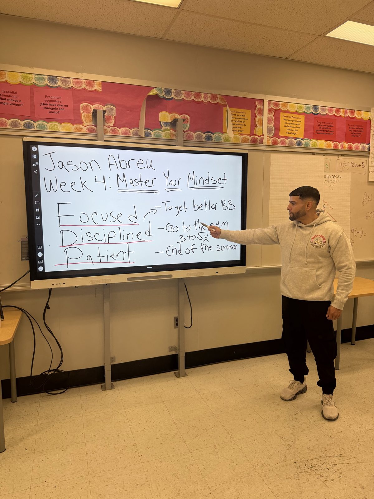 Jason teaching Week 4: Master Your Mindset — focused, disciplined, patient
